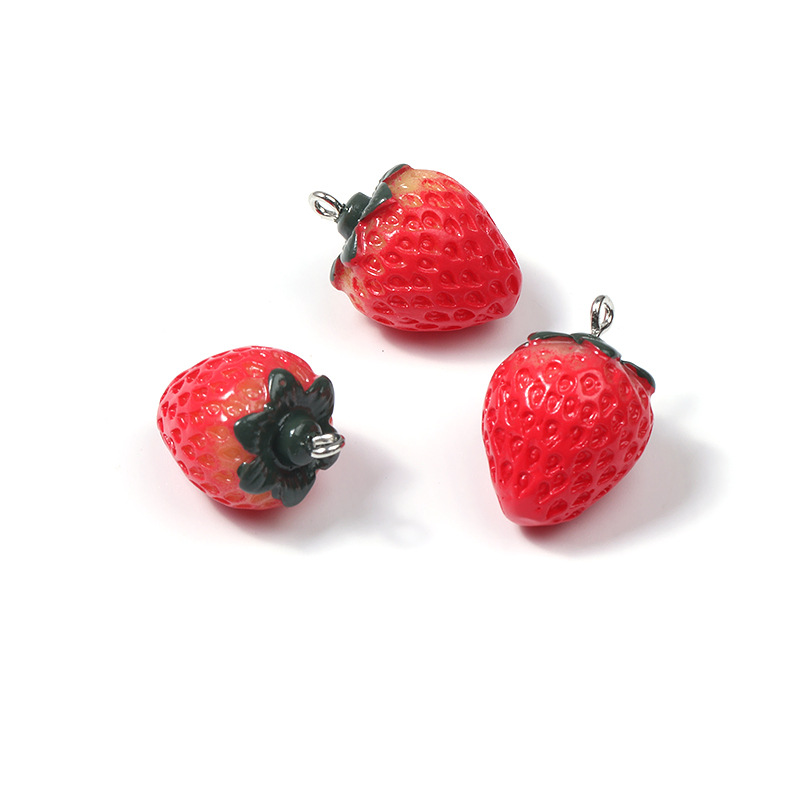 3:Strawberry 23.5x16mm2.8g