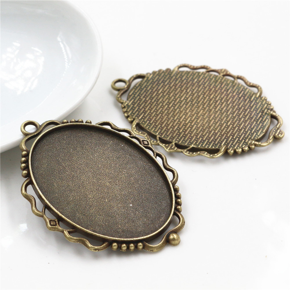 2 color de bronce antiguo