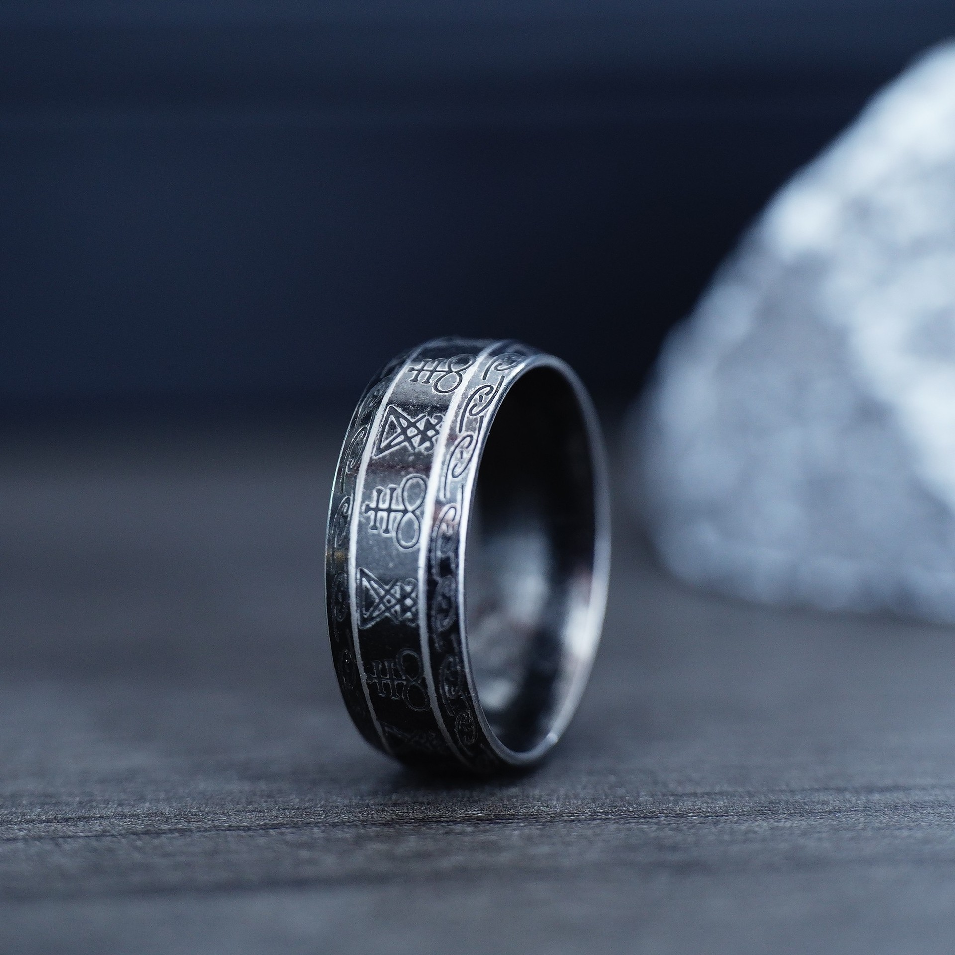 Light gray US Size #10