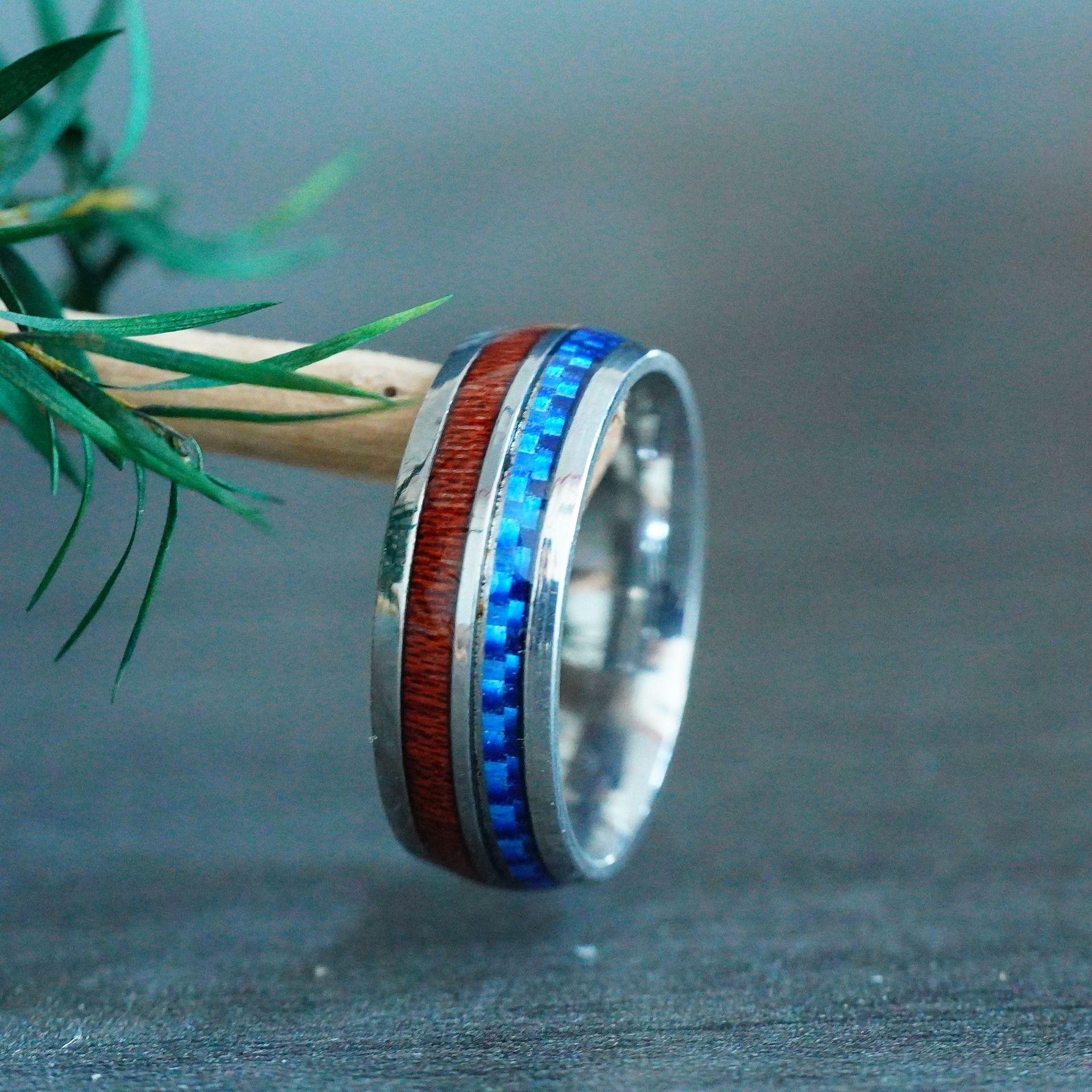 Steel color (dark wood grain   blue carbon fiber)