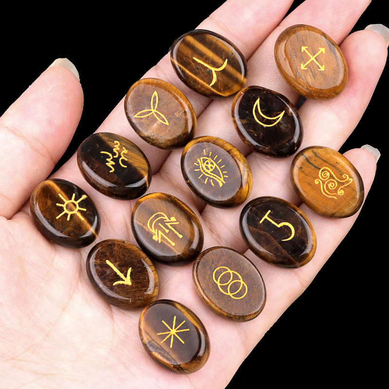 1:Tiger Eye stone (13 pieces)