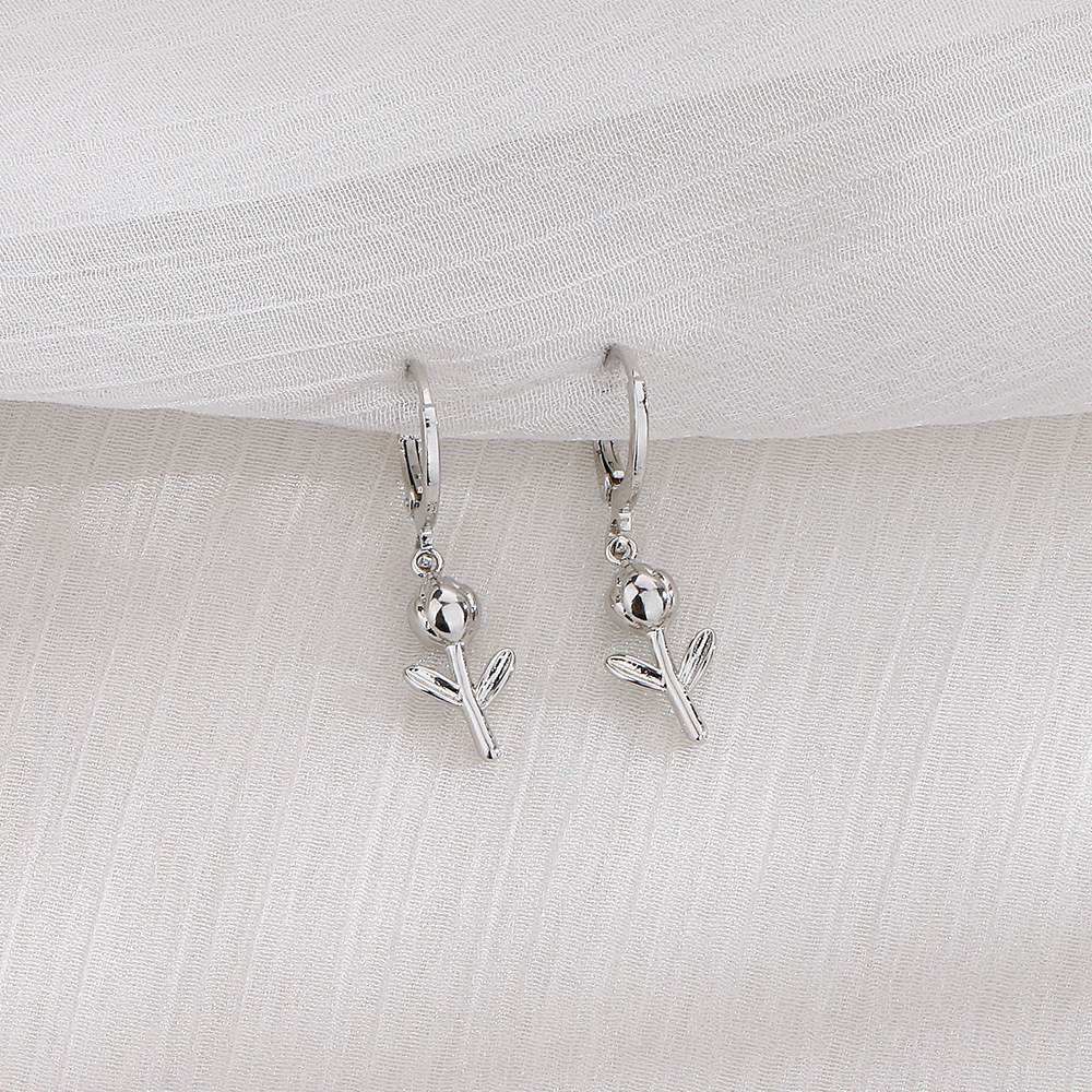 1:Tulip earrings (white gold)