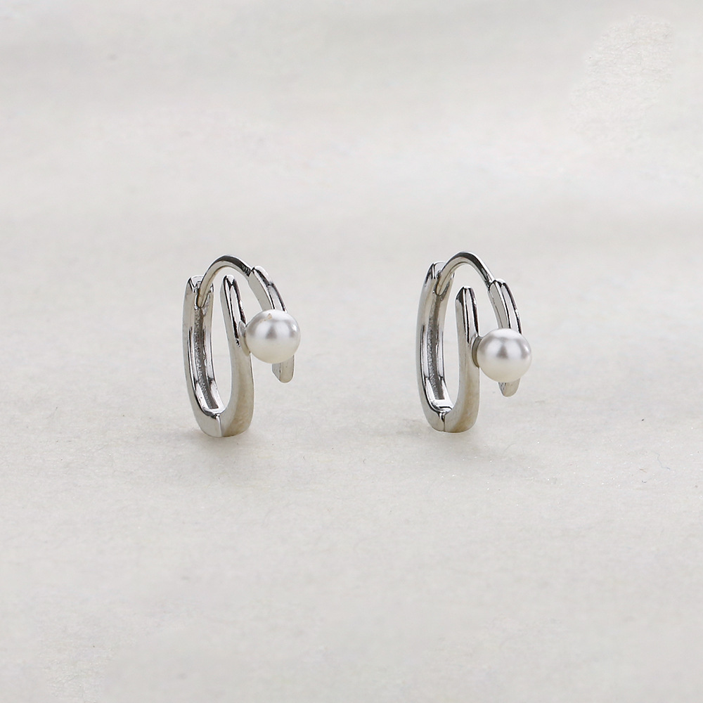 1:Pearl earring (White Gold)