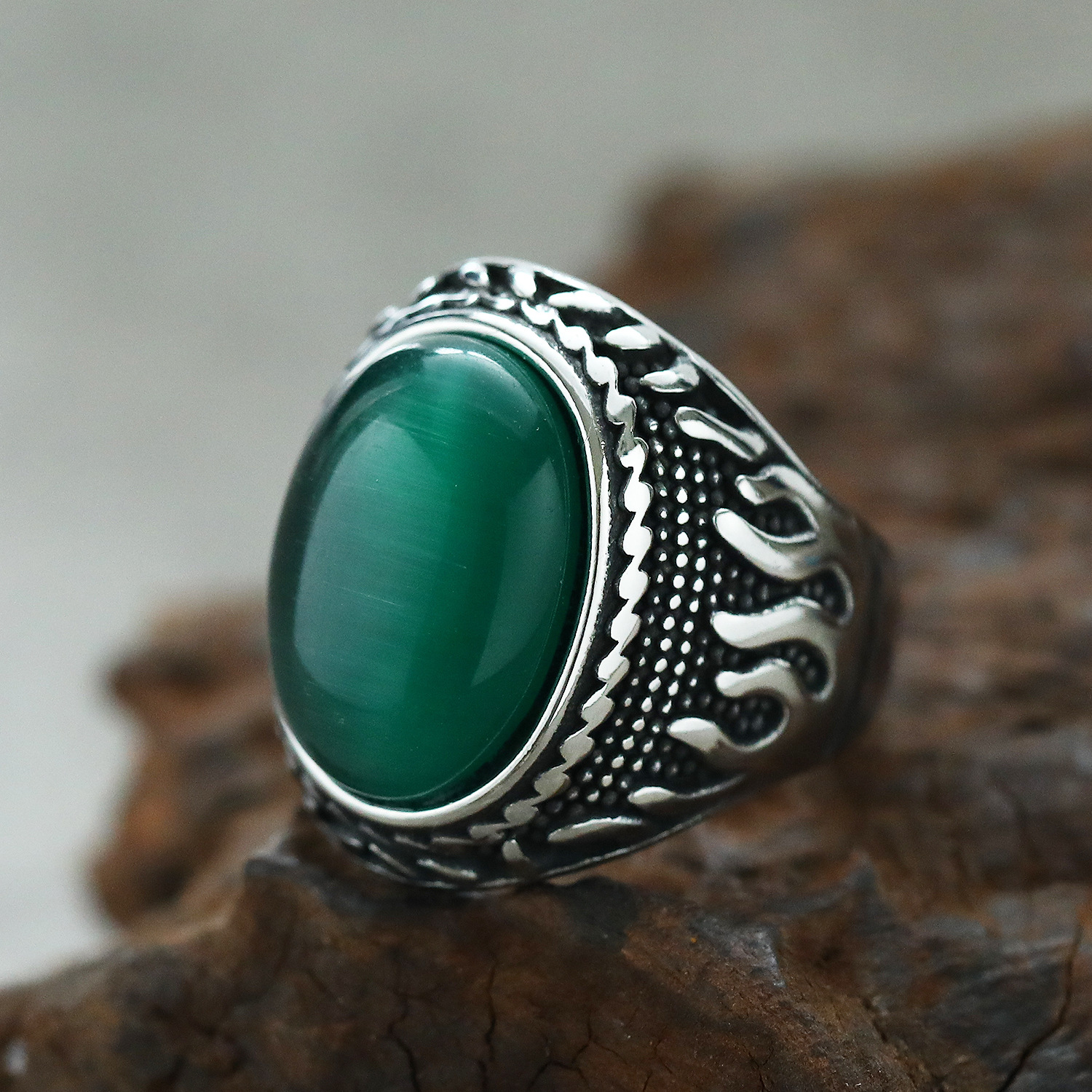 Steel green cat's eye US Size #7