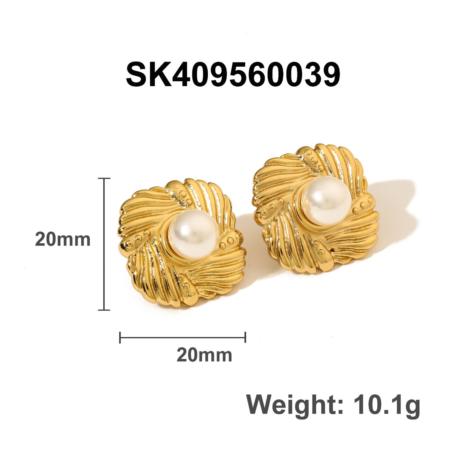 Sticky pearl earrings with square stripes