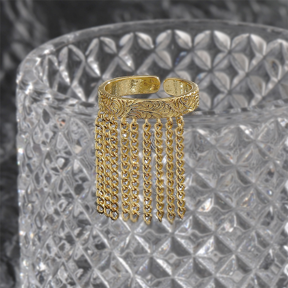 2:Gold Tang Grass Chain Ring