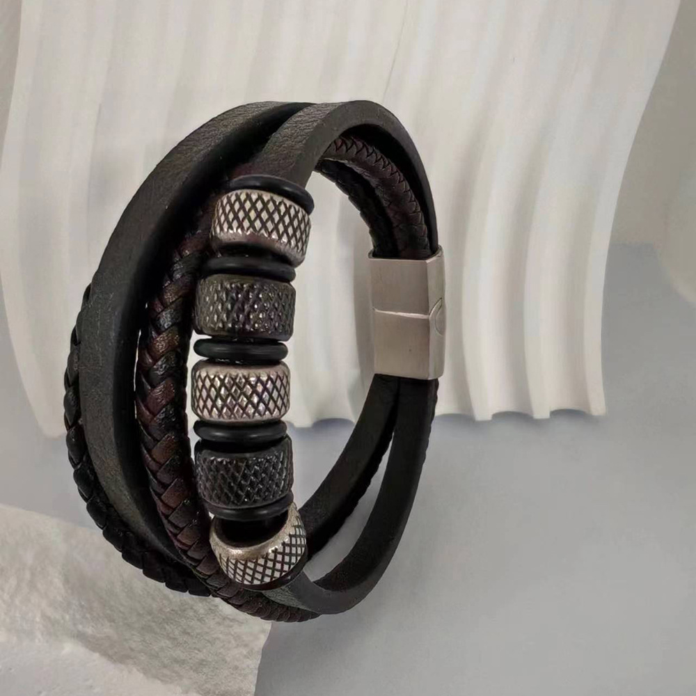 Black leather [black and steel color] Inner perime