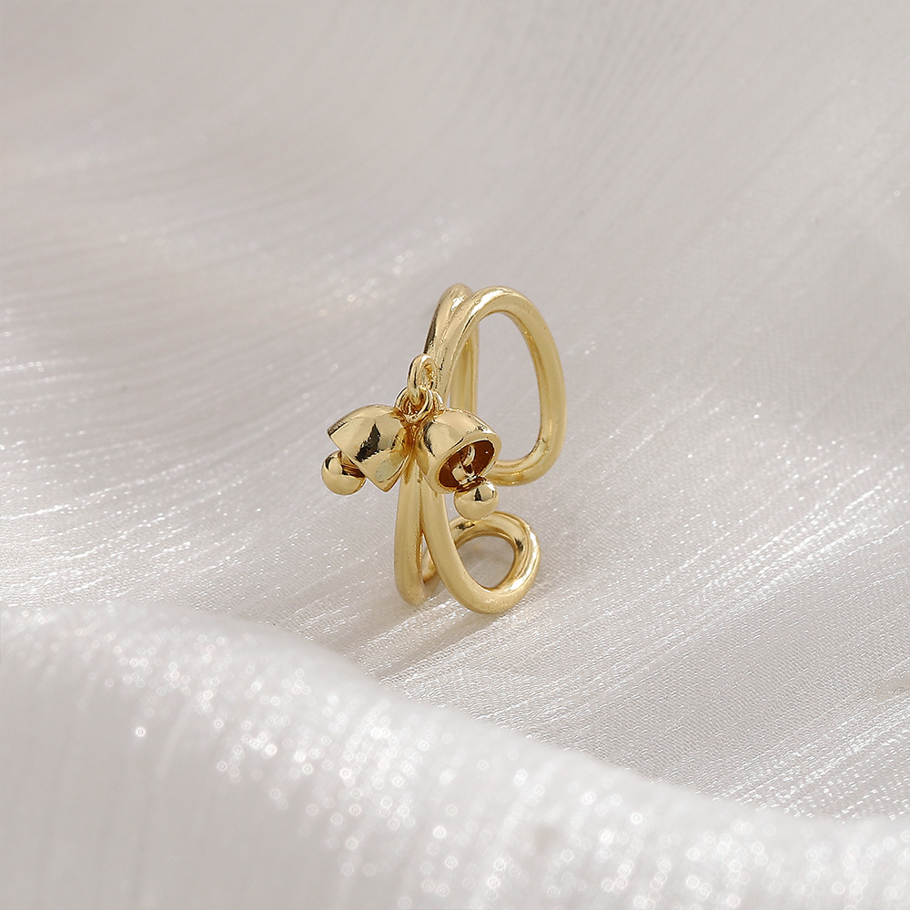 2:Gold Bow Bell Ring