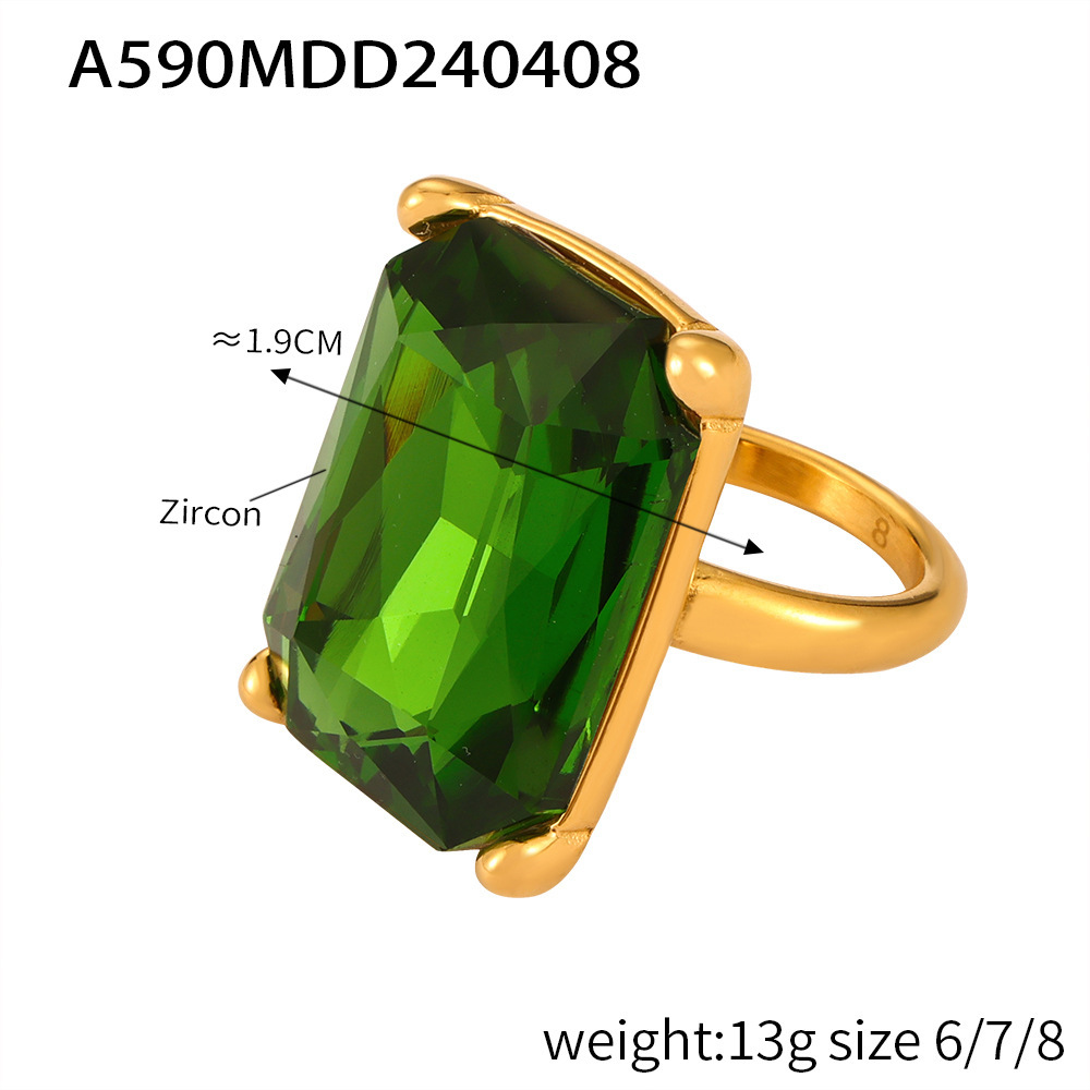 A590- Gold green zirconium ring US Size #6