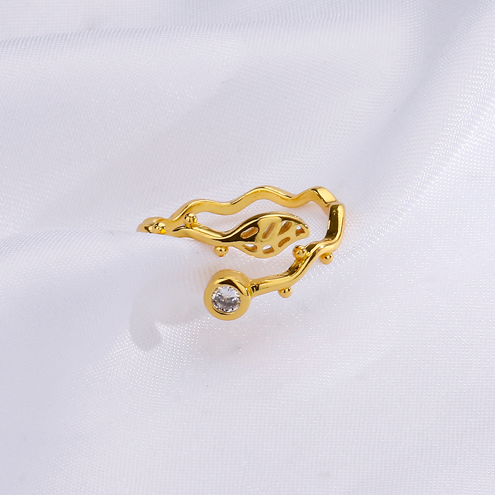 2:Leaf Ring (Gold)