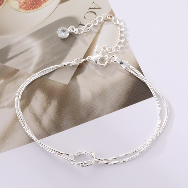 2:A90 knotted bracelet silver