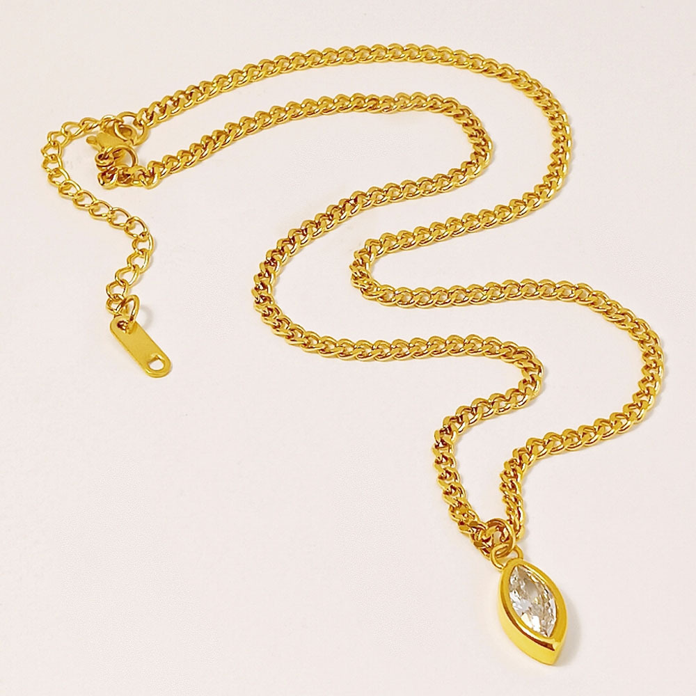 3:White zircon clavicle chain gold B350