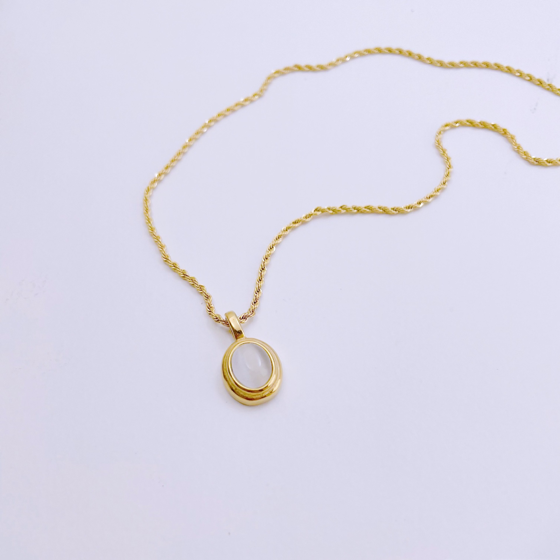 1:White opal necklace gold