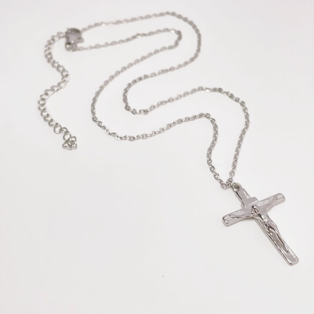 2:A233 Cross Necklace silver