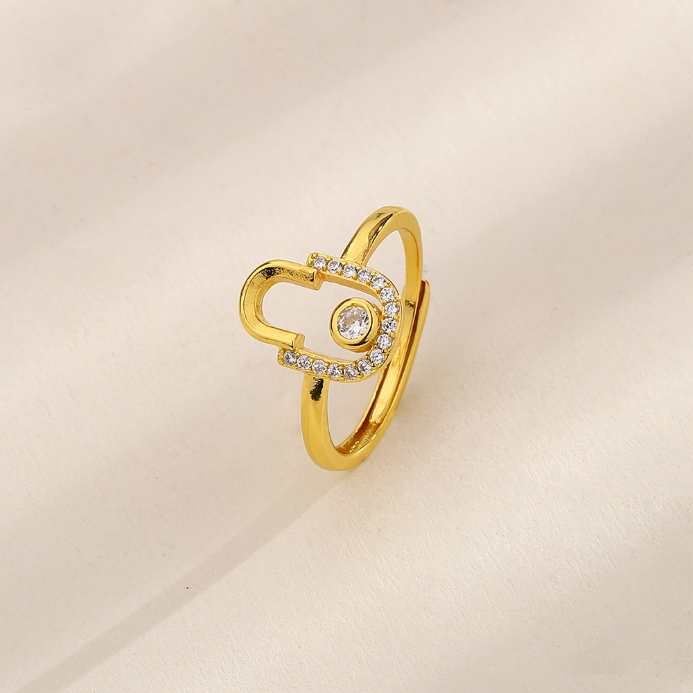 2:Yellow gold U-shaped flash diamond ring