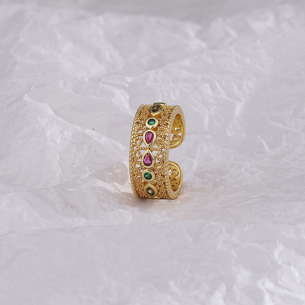 2:Gold Lace Color Zirconium Ring