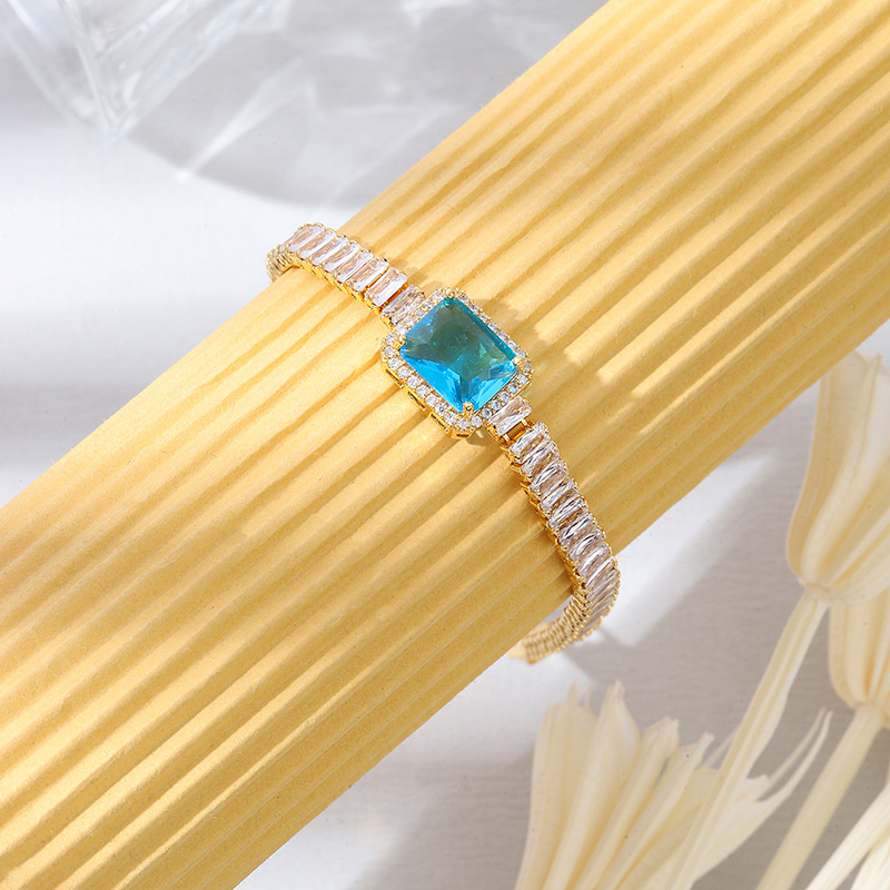 5:Watch Bracelet Gold-Lake Blue