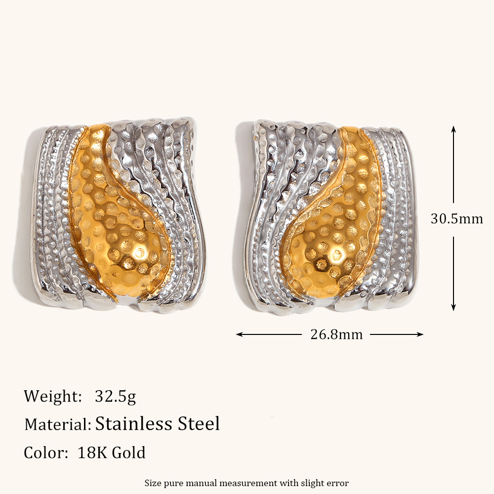 Two-tone gold stud earrings