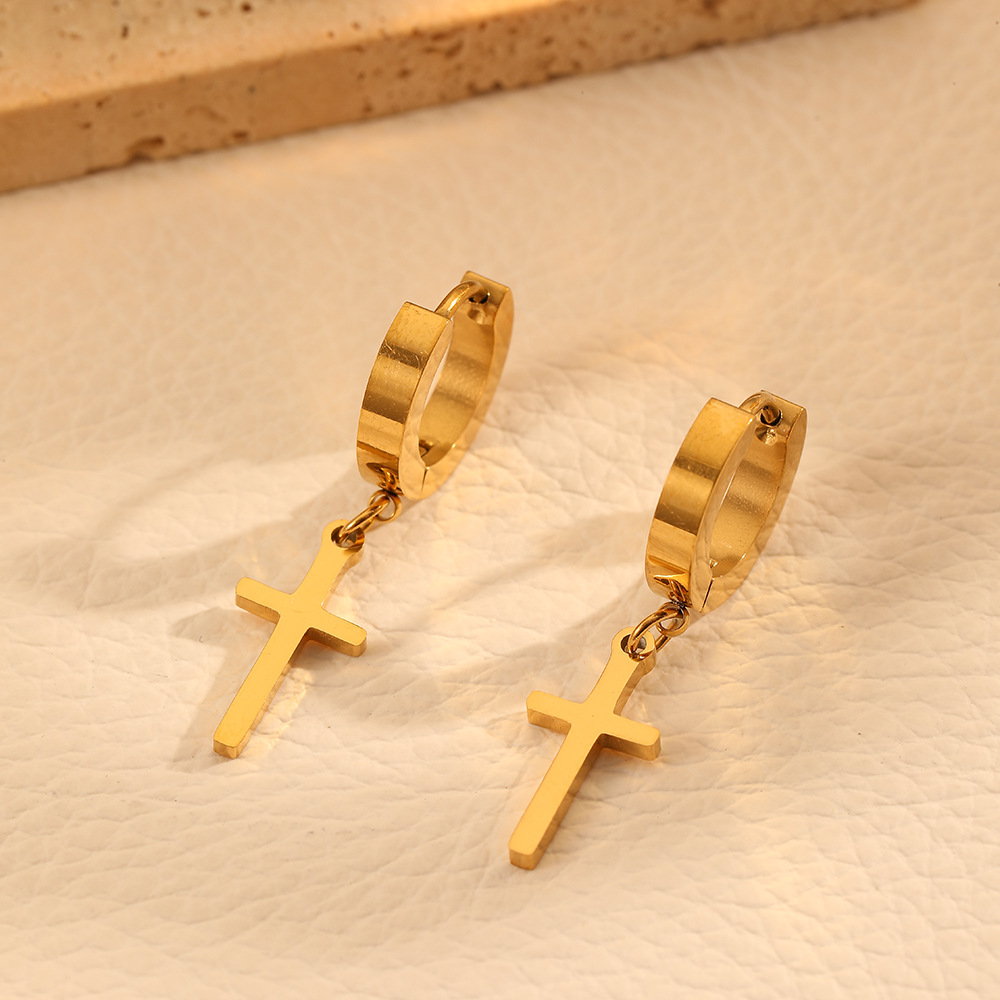 4:Gold earrings h212