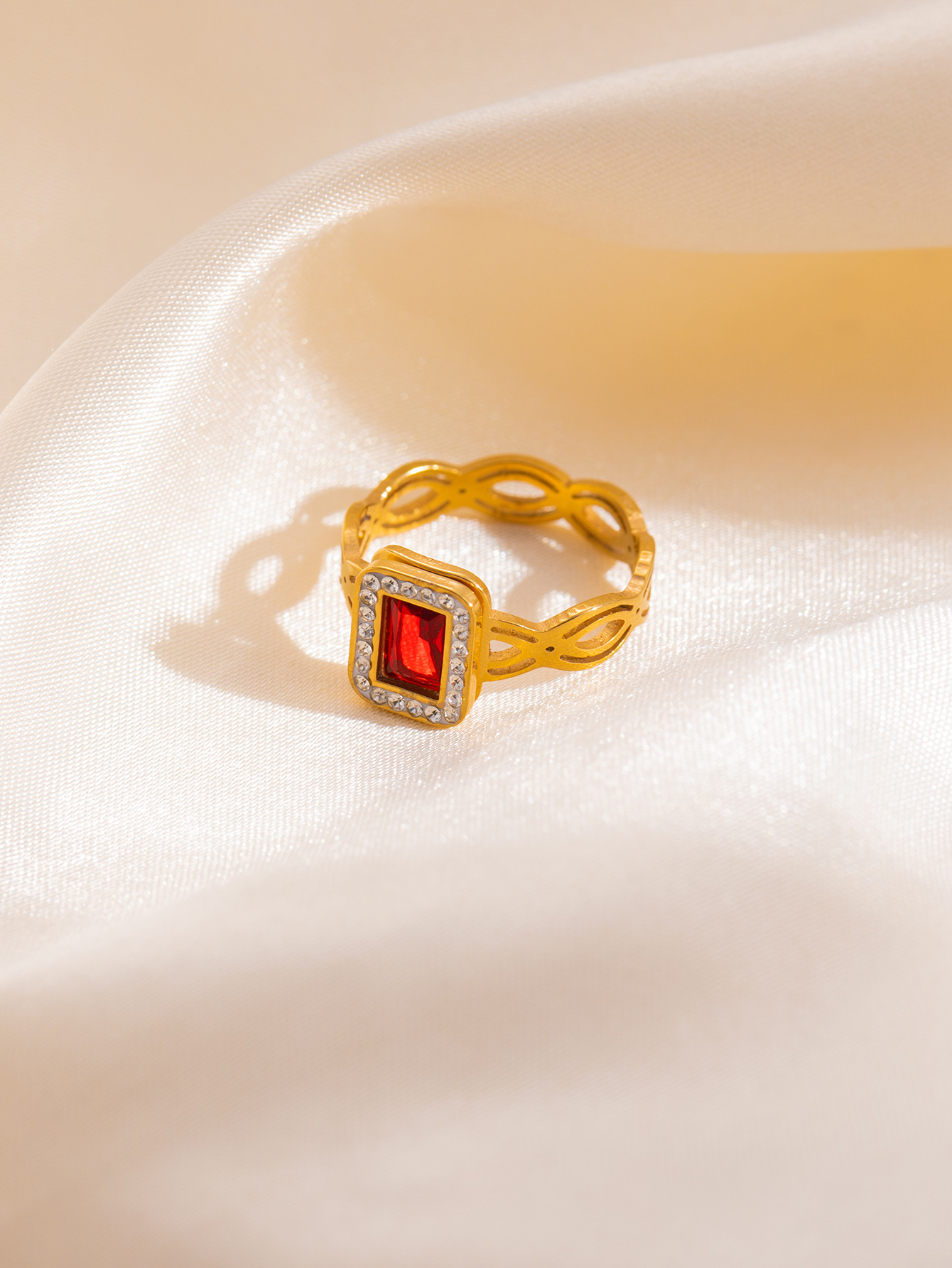 3:Red gemstone