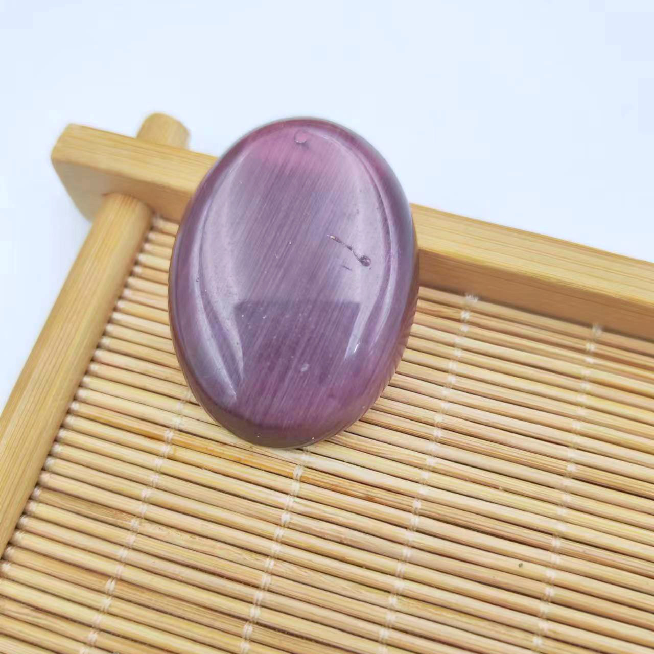 Purple oval 30 * 40mm