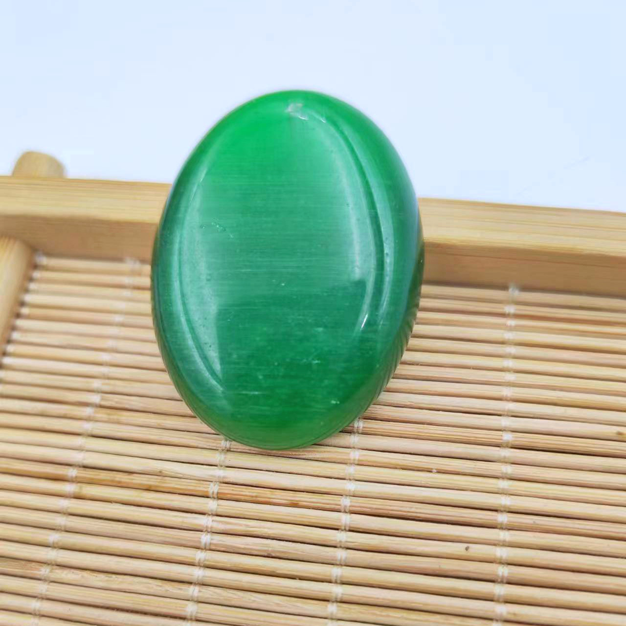 Green oval 30 * 40mm