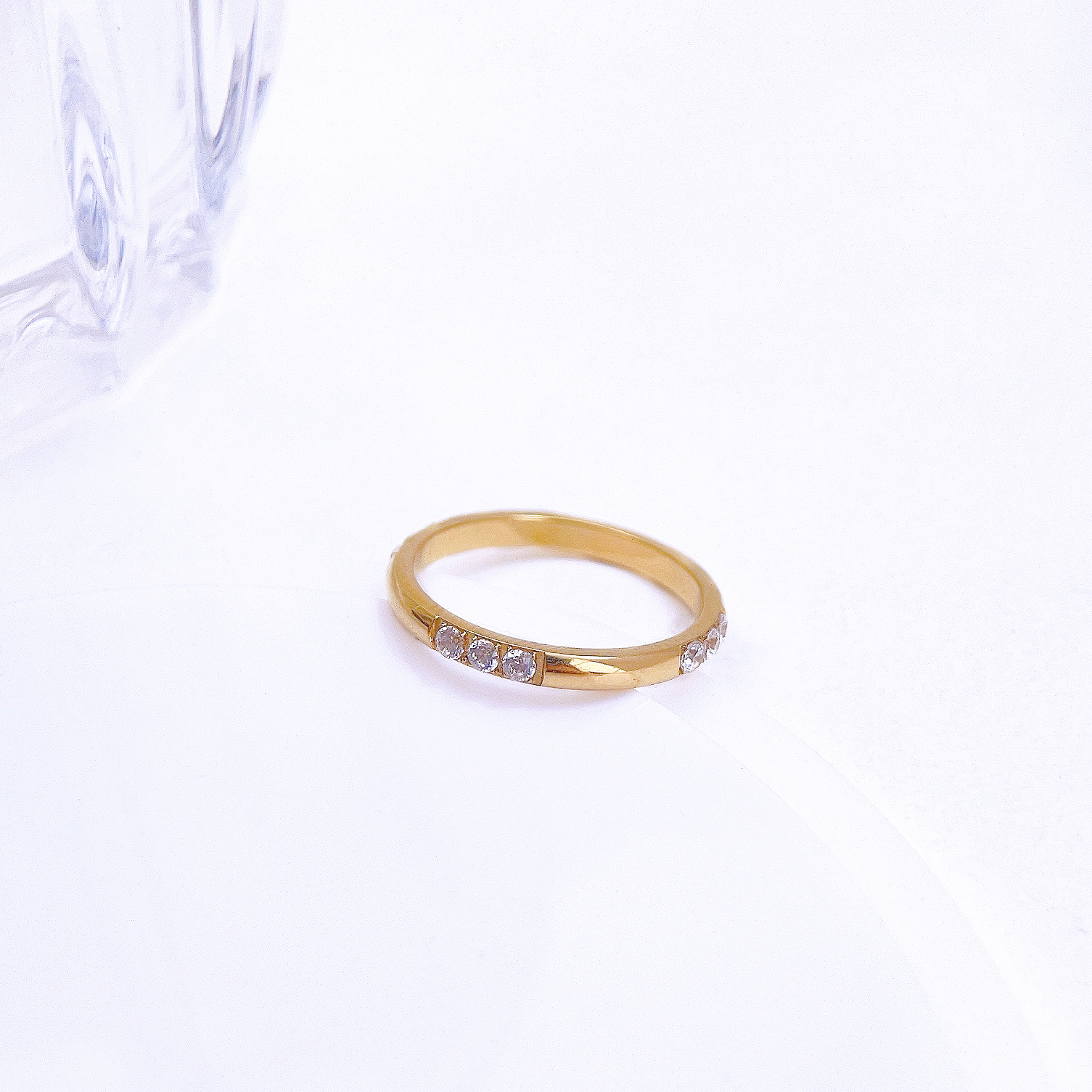 3:A250 white diamond gold