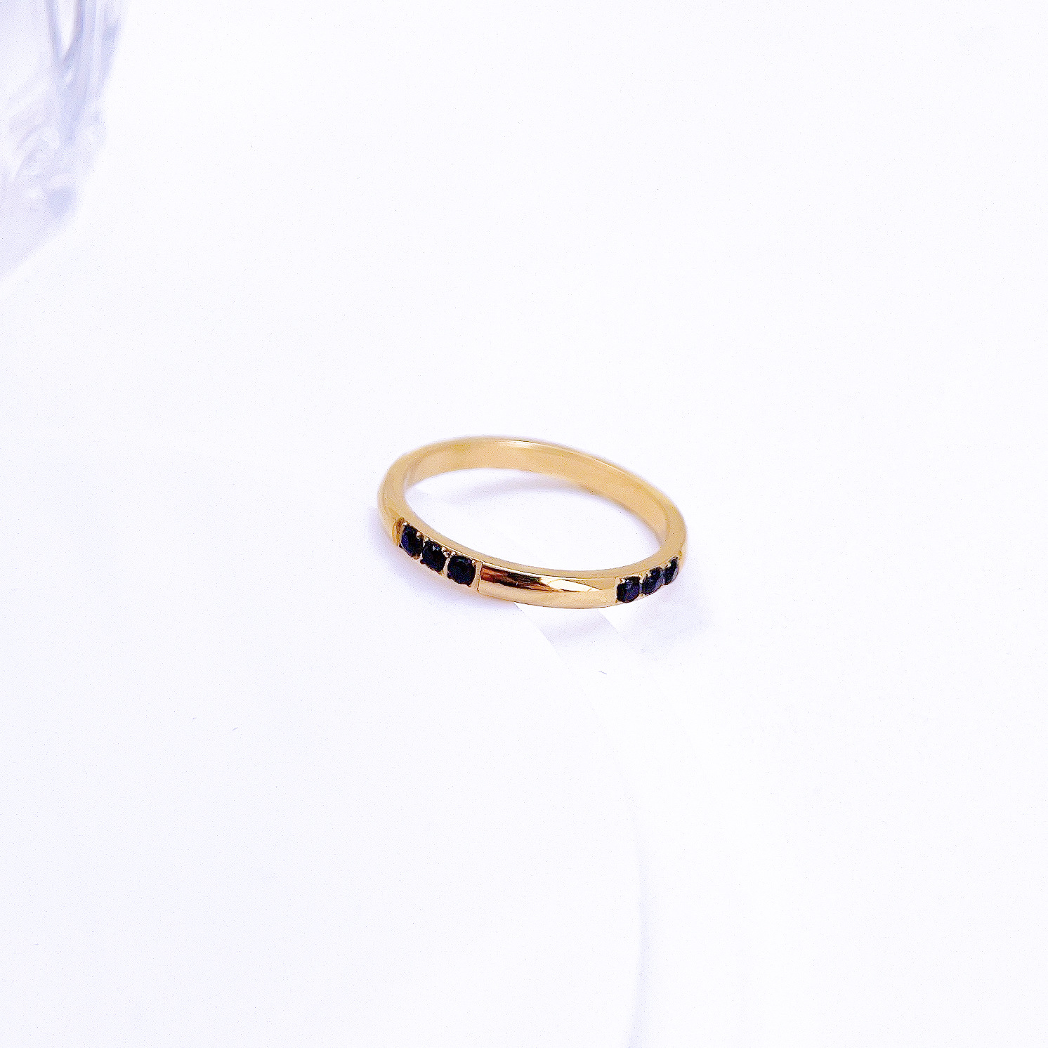 4:A250 black diamond gold