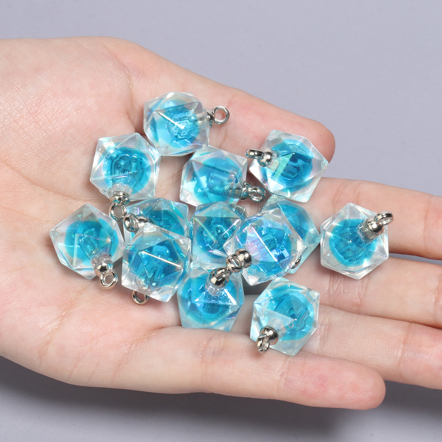 5:10 21x15mm blue polygonal acrylic pendants