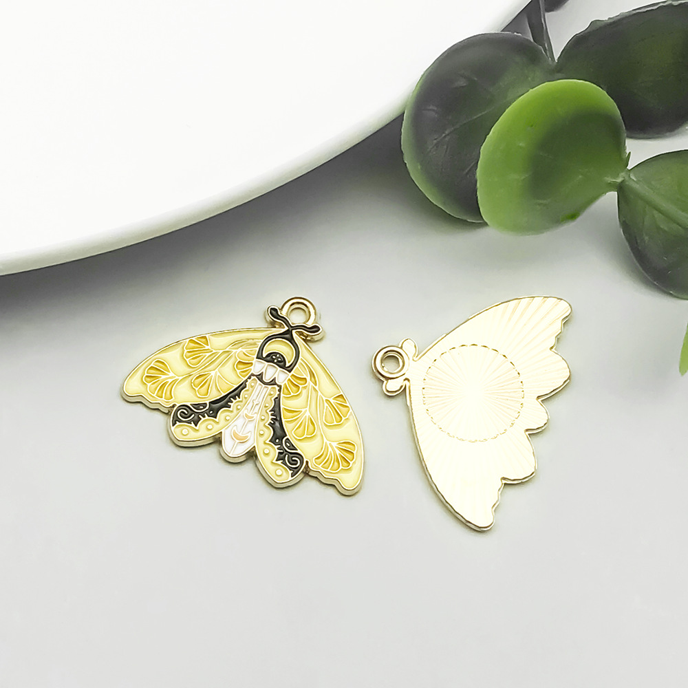 3:1 yellow dripping apricot leaf butterfly 21*28mm-2.4g-18776