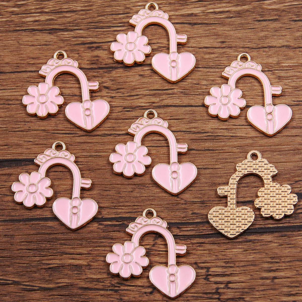 15:No. 7 pink 25*27mm