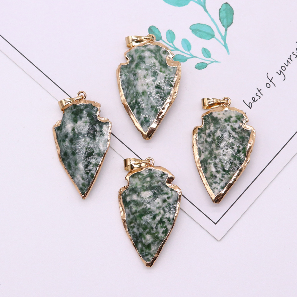 1:Green dot stone
