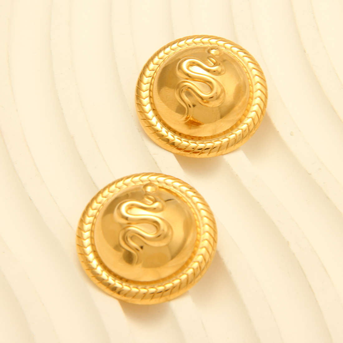 3:EHF021 Smoothed Snake