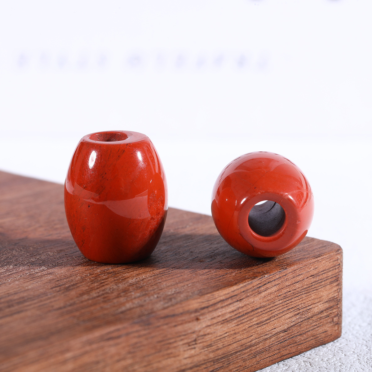 22:Red jasper (single)