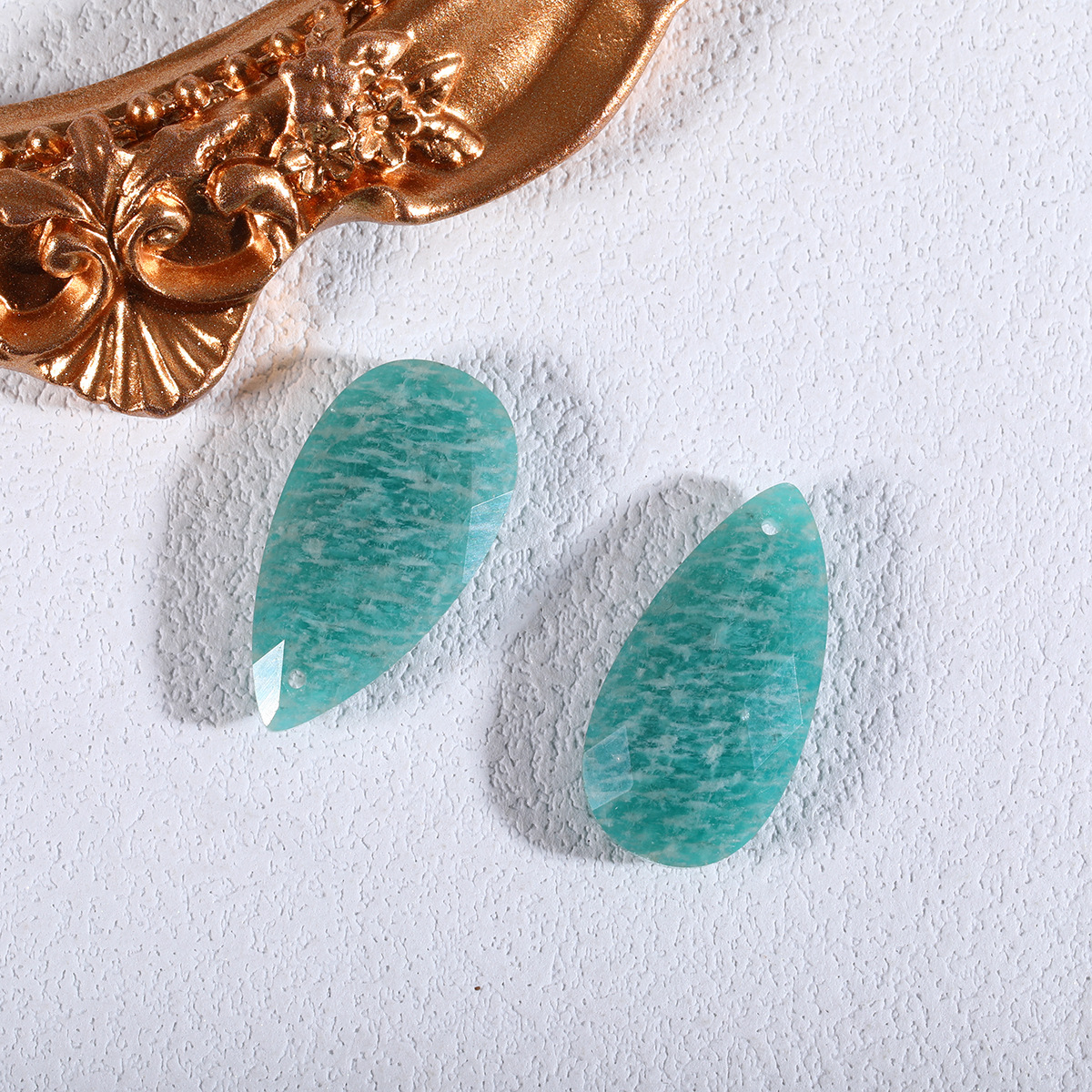 8:Amazonite (single)