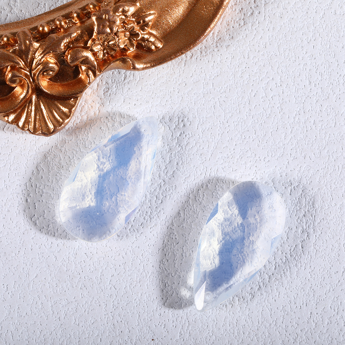 11:Opal (synthetic) (single)