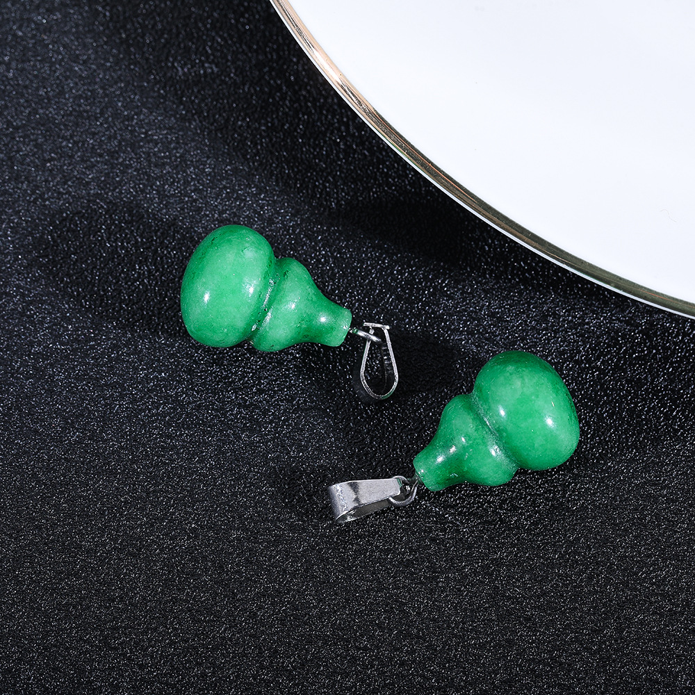 4:Malay jade (colored) single