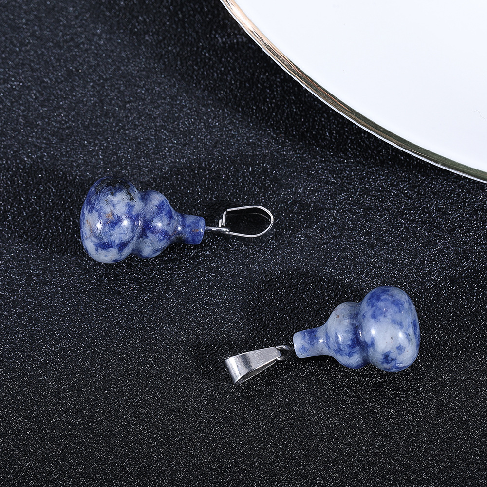 16:Blue dot jade (single)