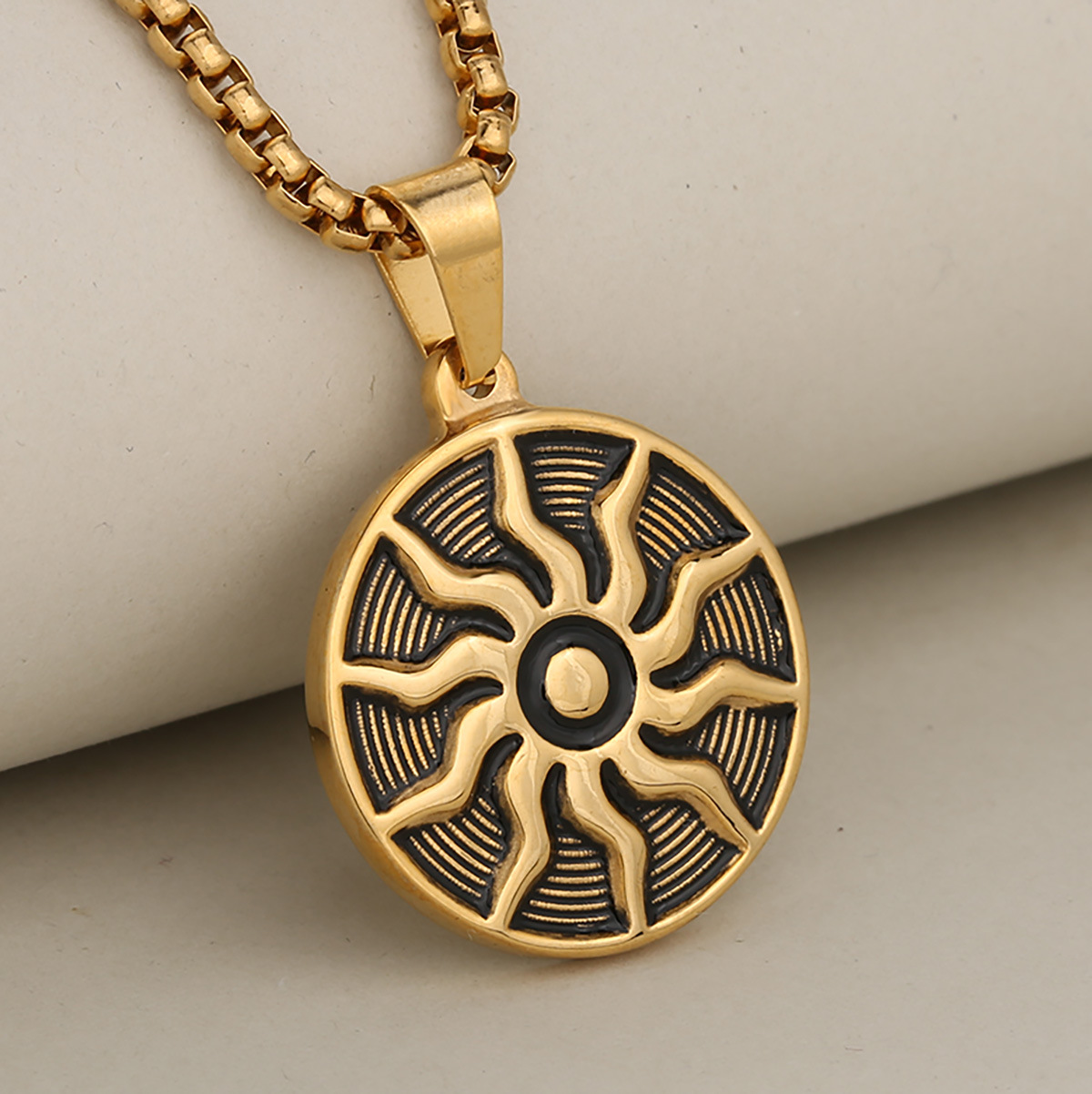 1:Gold (single pendant)