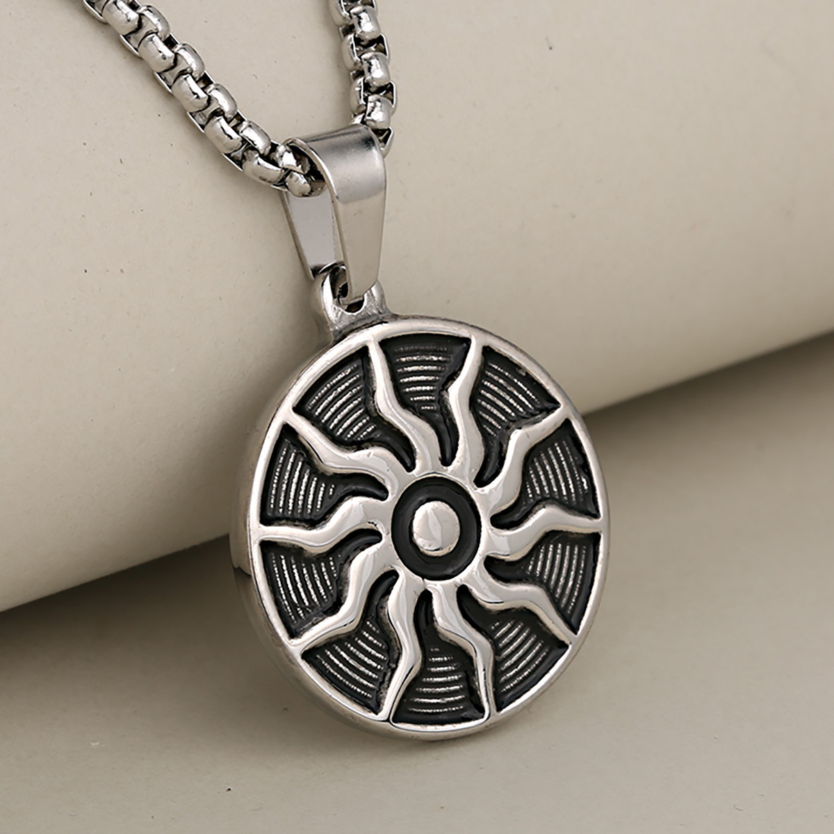 2:Silver (single pendant)