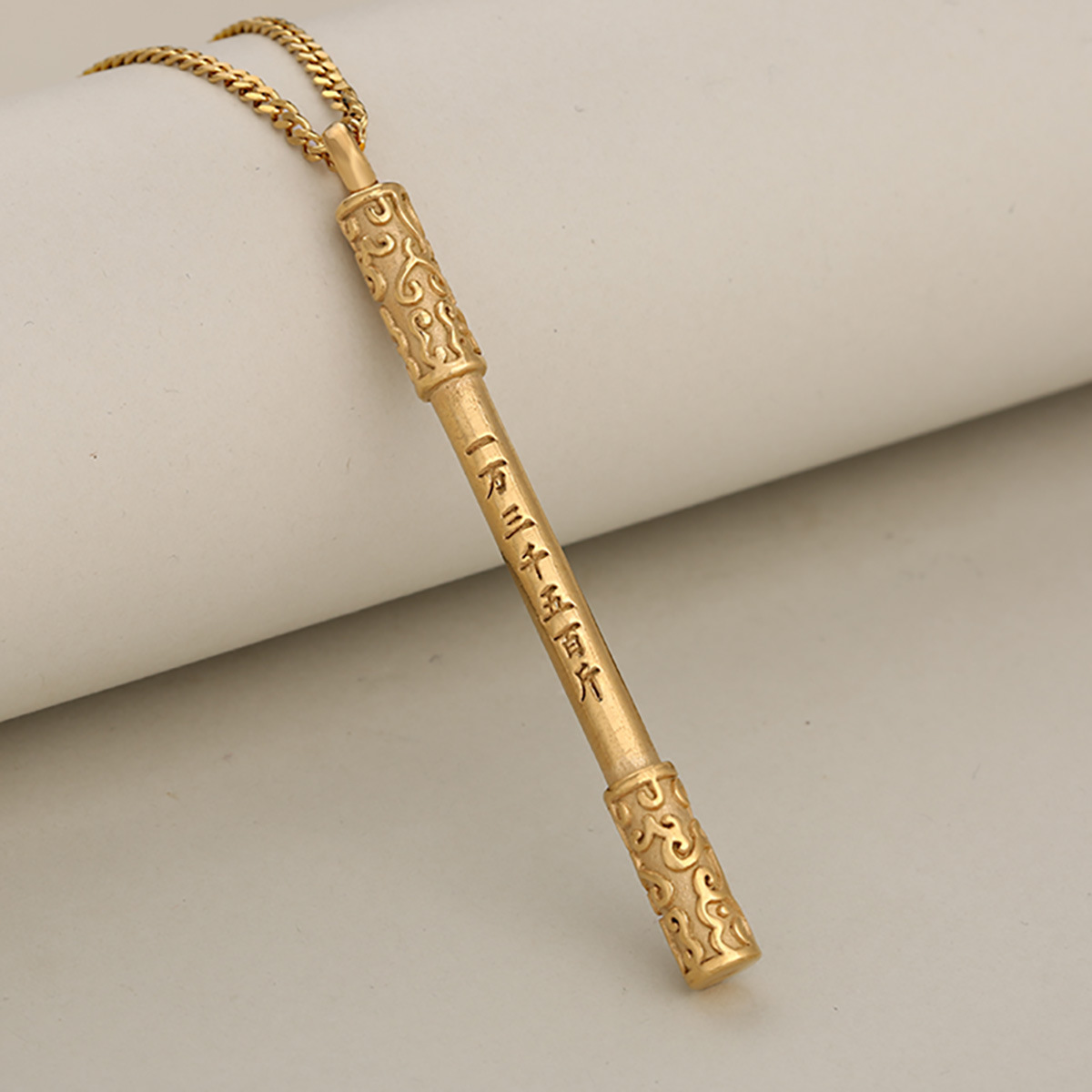 1:Gold (single pendant)