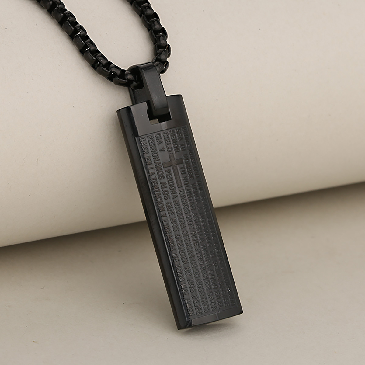 3:Black (single pendant)