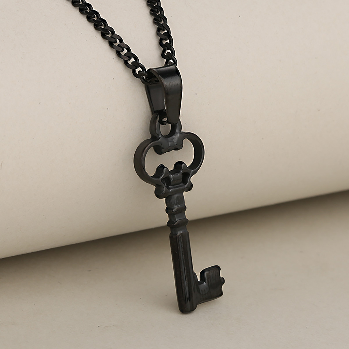3:Black (single pendant)