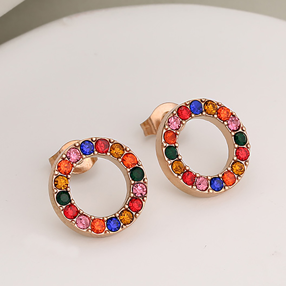 Rose gold - colored stone