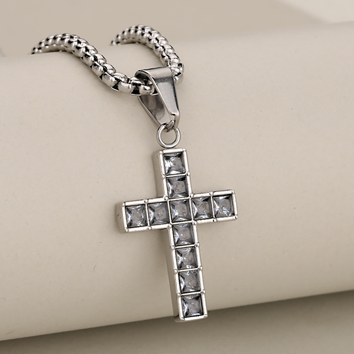 Silver - White stone