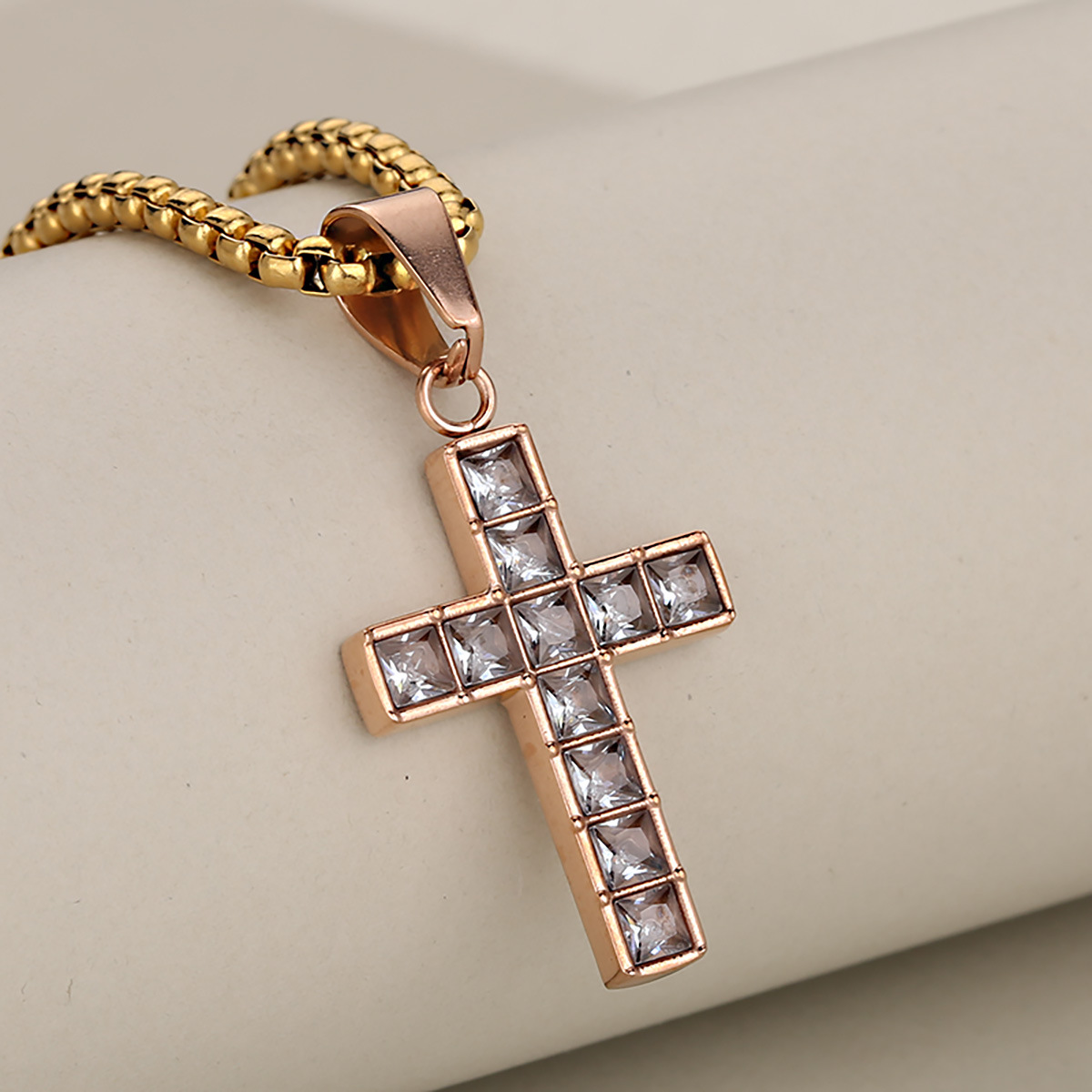 3:Rose gold white stone (single pendant)