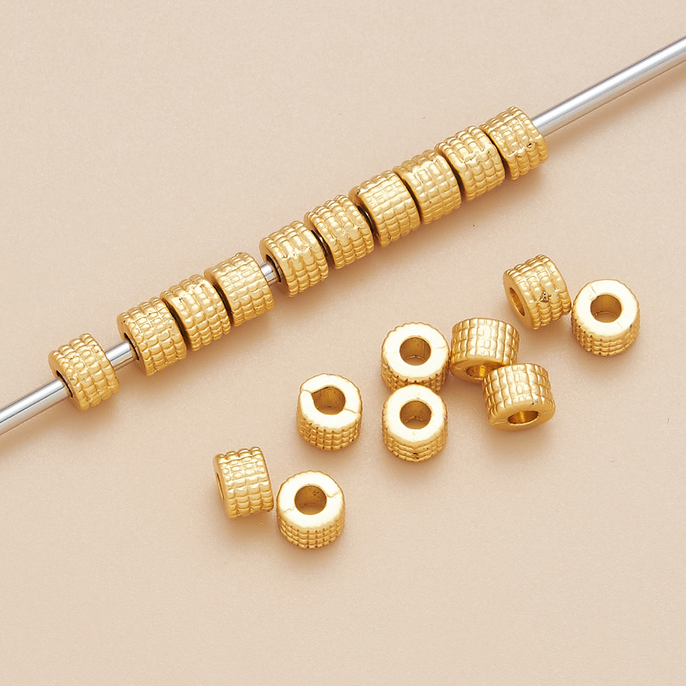 2:Tpj1192-antique gold (diameter 4, aperture 1.5)