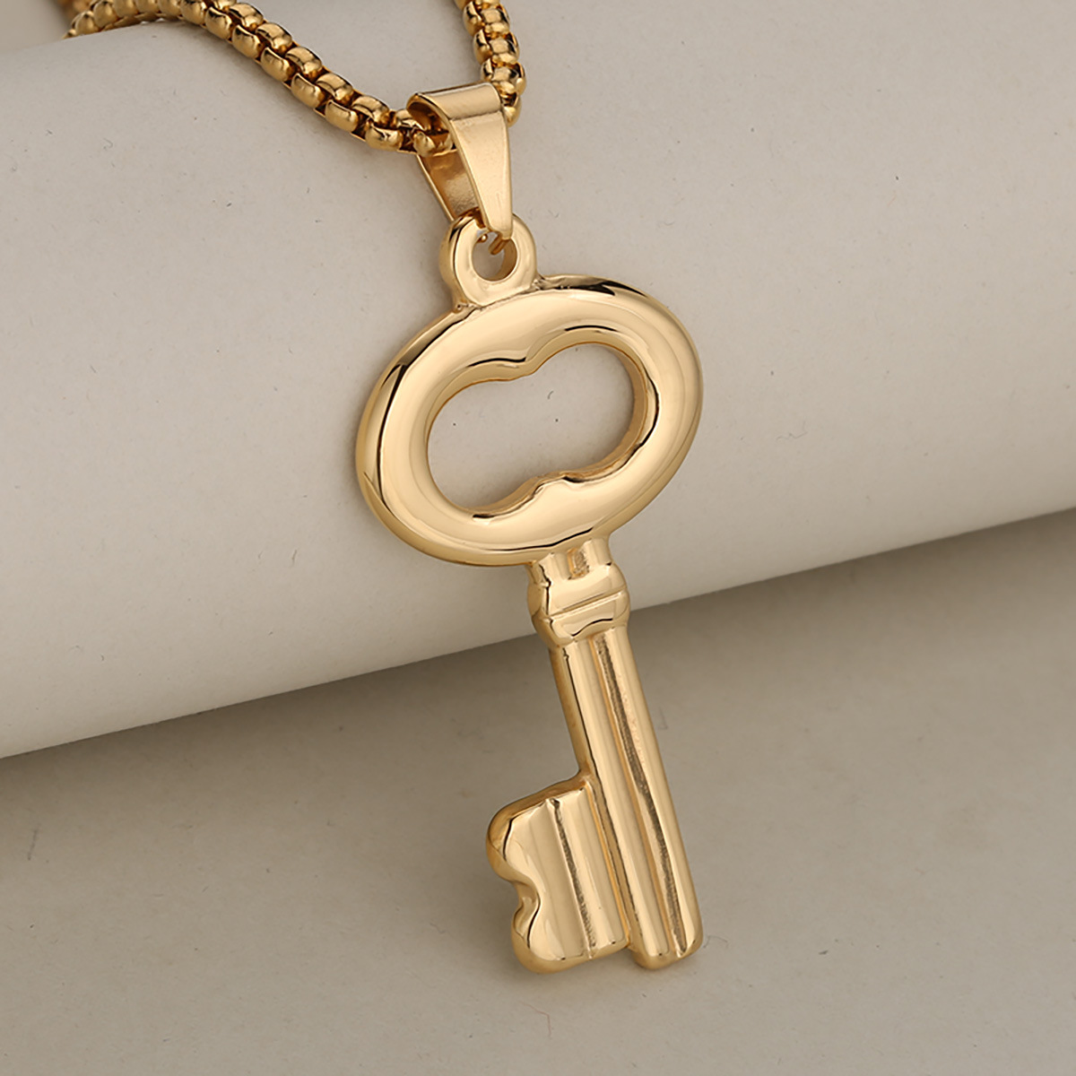 1:Gold (single pendant)
