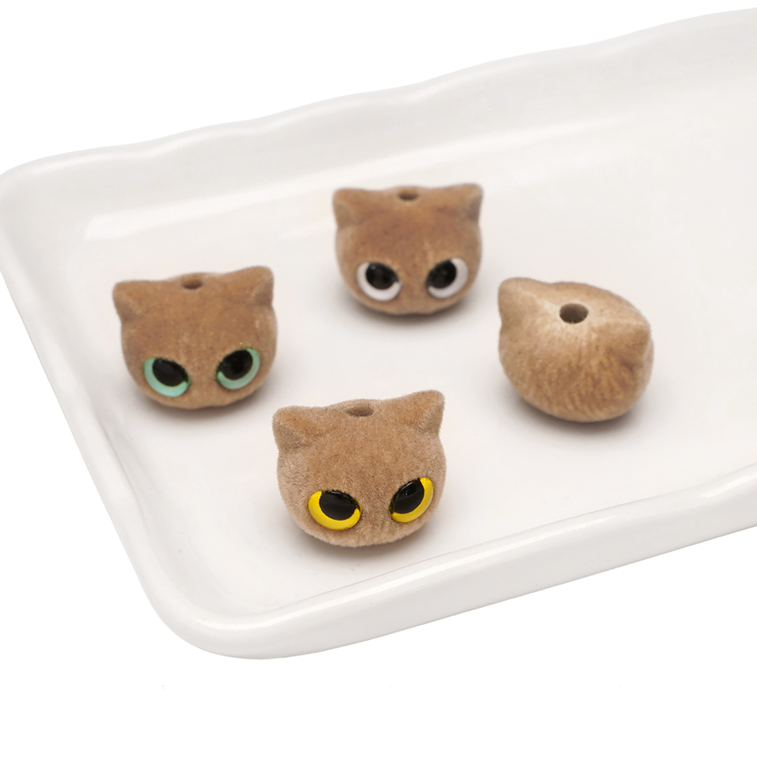 1:Brown color, about 19x17mm, 1 piece/pack (eye color is random)