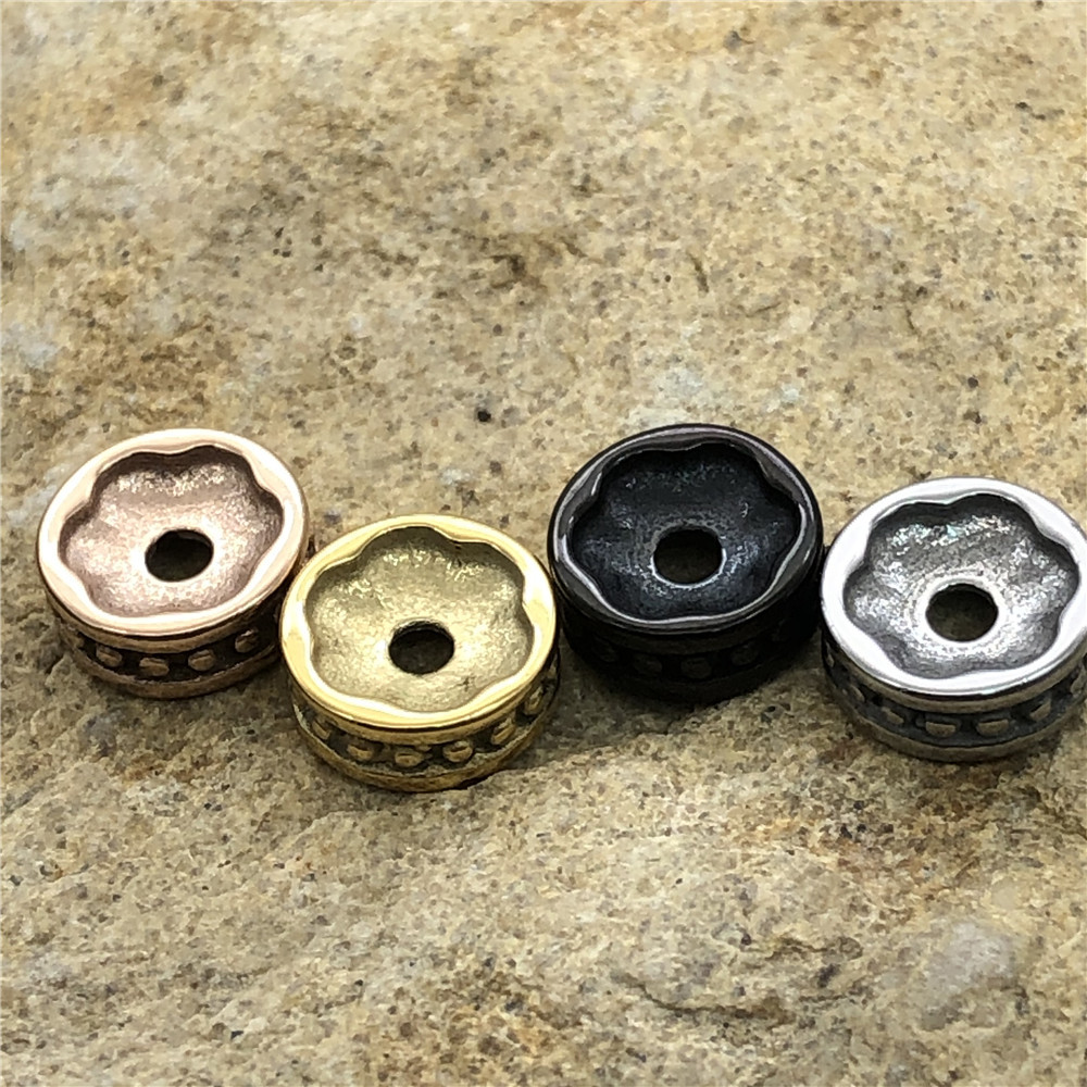 1:Gunmetal color